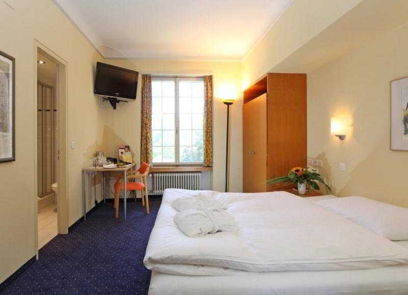 Hotel Schloss Huenigen Konolfingen Εξωτερικό φωτογραφία